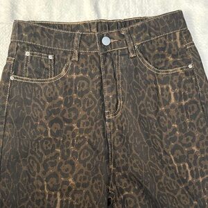 Leopard Print High-Waisted Jeans